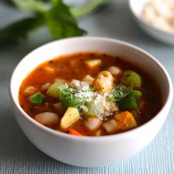 Spring Minestrone Soup (32 oz container)