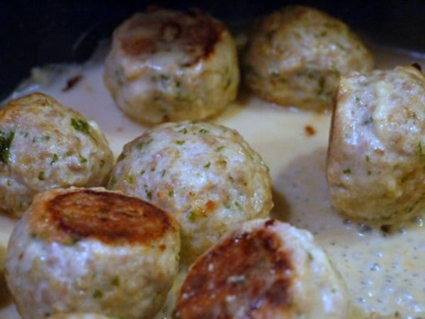 Skinnytaste Chicken Cordon Bleu Meatballs served with Butter Noodles